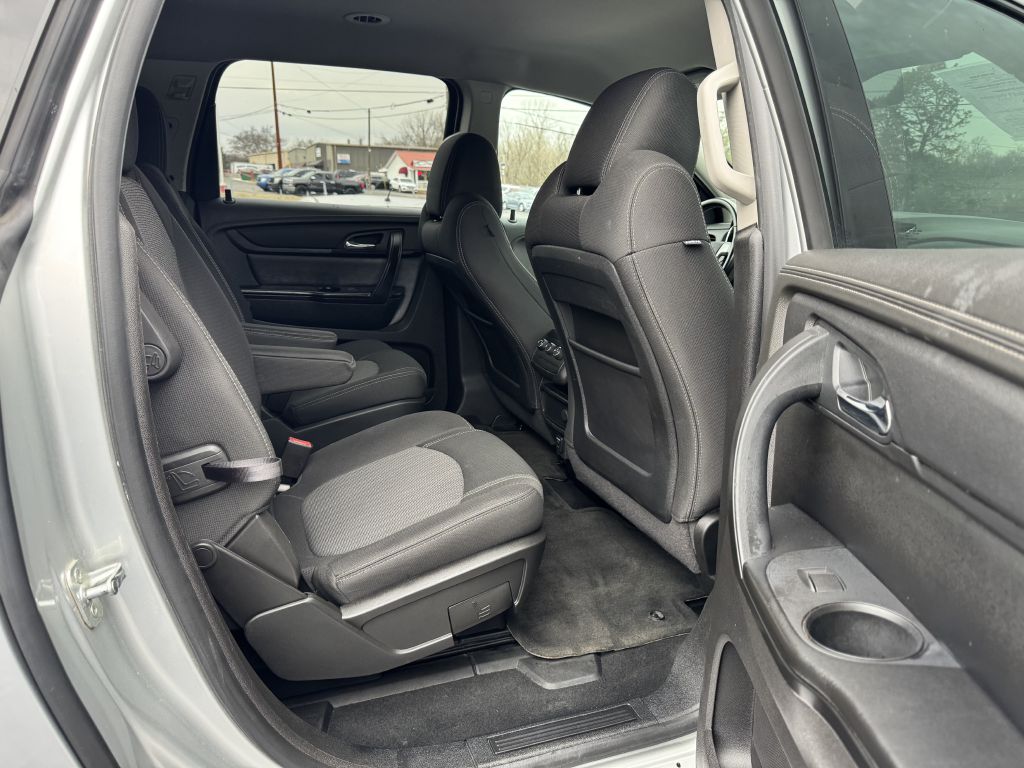 Photo 25 of this CHEVROLET TRAVERSE