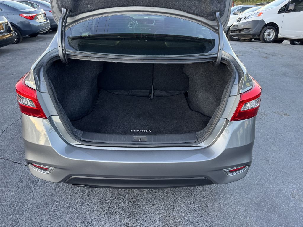 Photo 19 of this NISSAN SENTRA