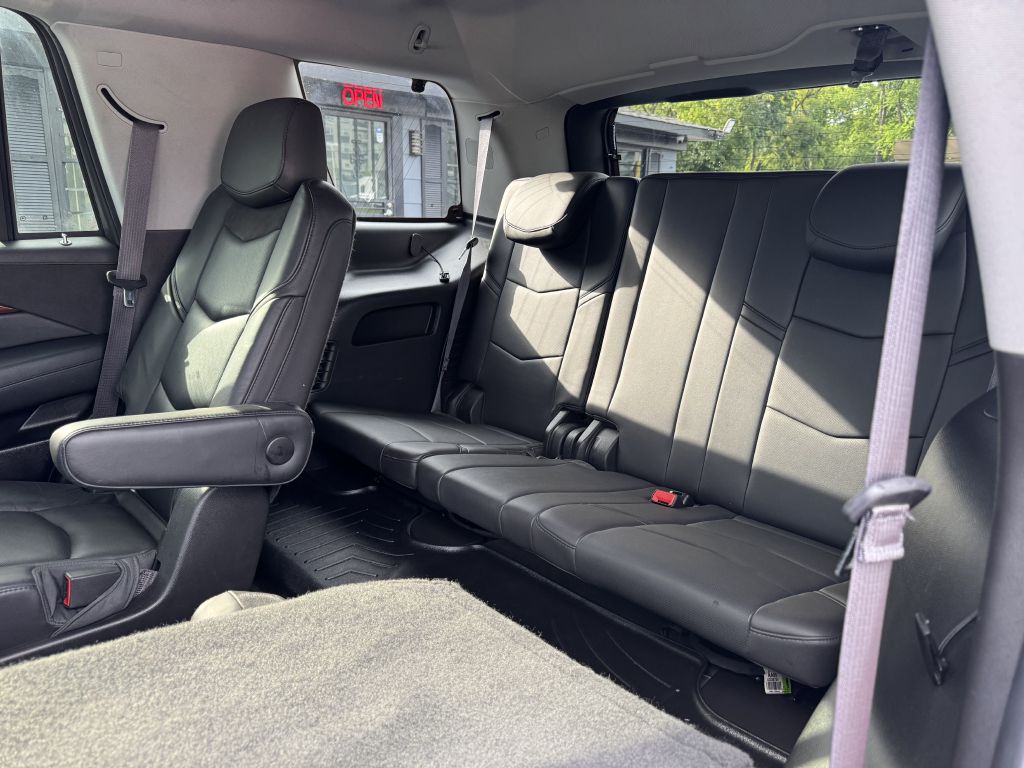 Photo 12 of this CADILLAC ESCALADE