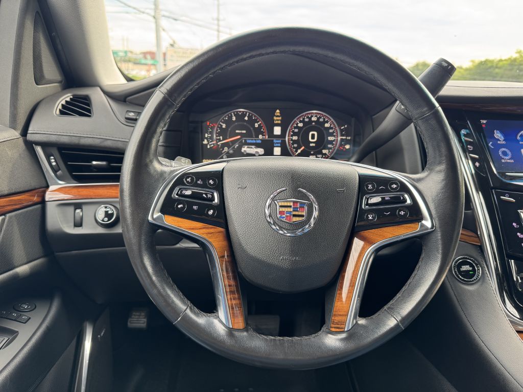 Photo 14 of this CADILLAC ESCALADE