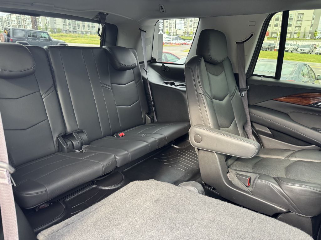 Photo 25 of this CADILLAC ESCALADE