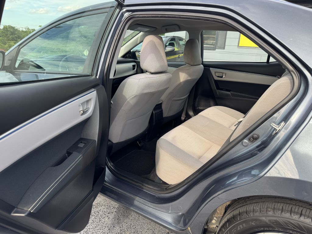 Photo 11 of this TOYOTA COROLLA