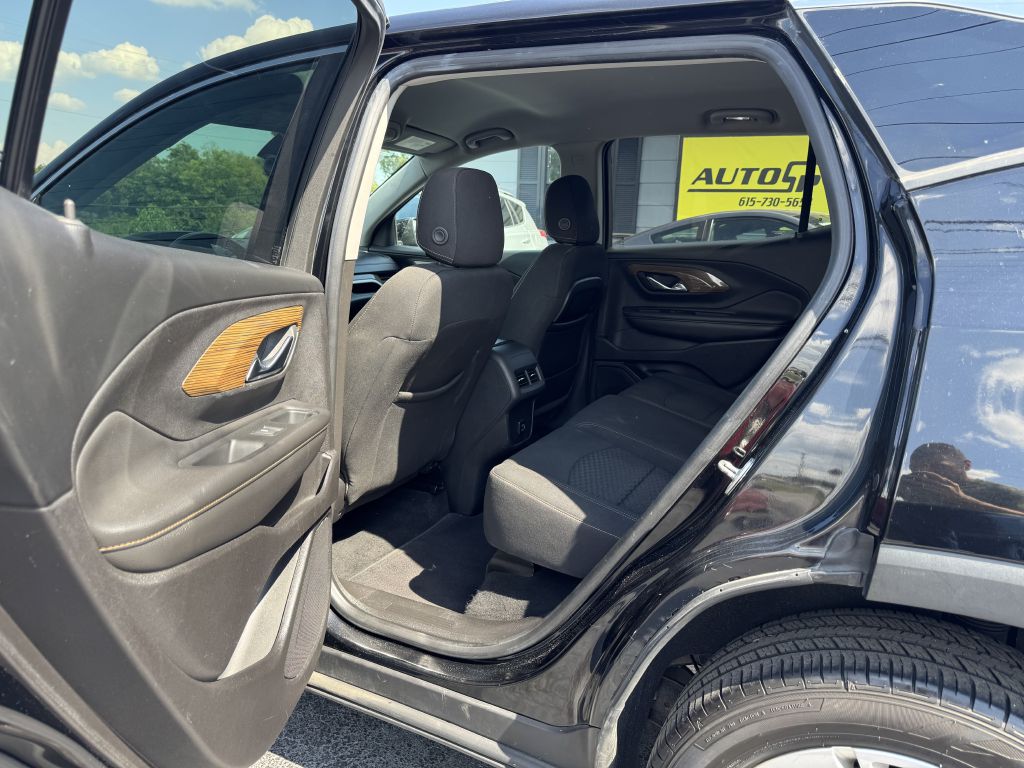 Photo 11 of this GMC TERRAIN