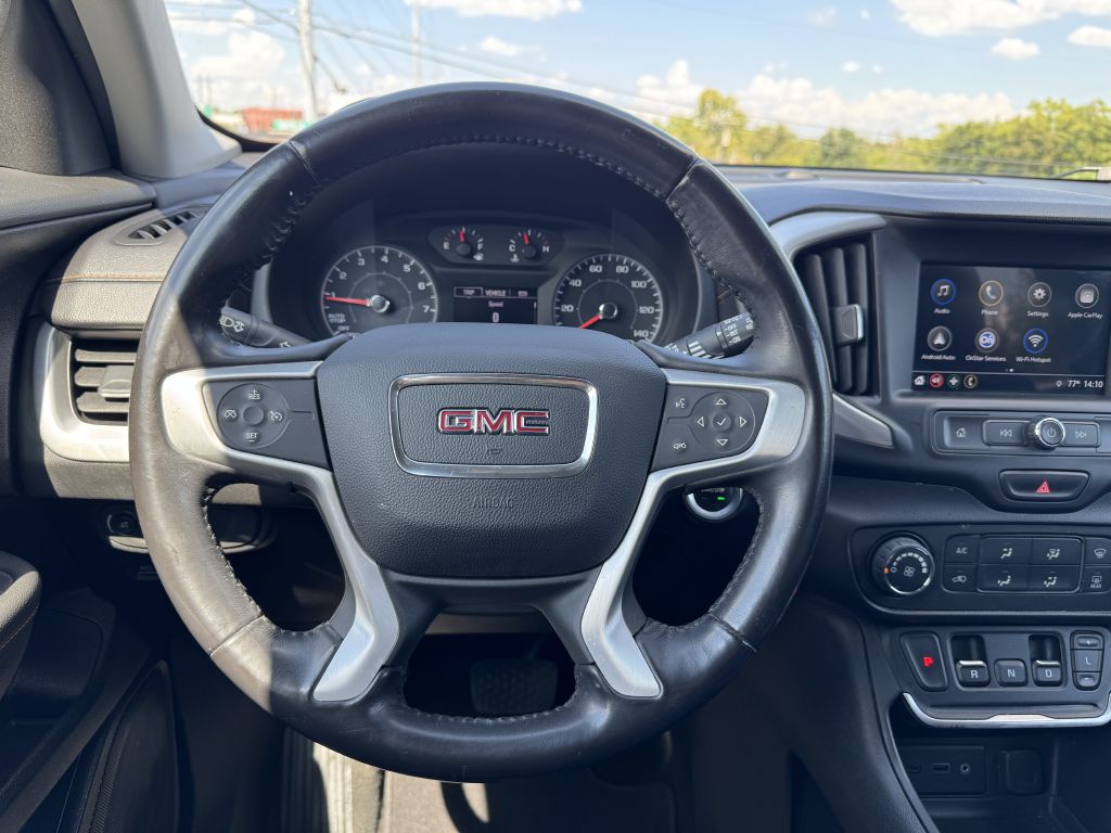 Photo 13 of this GMC TERRAIN