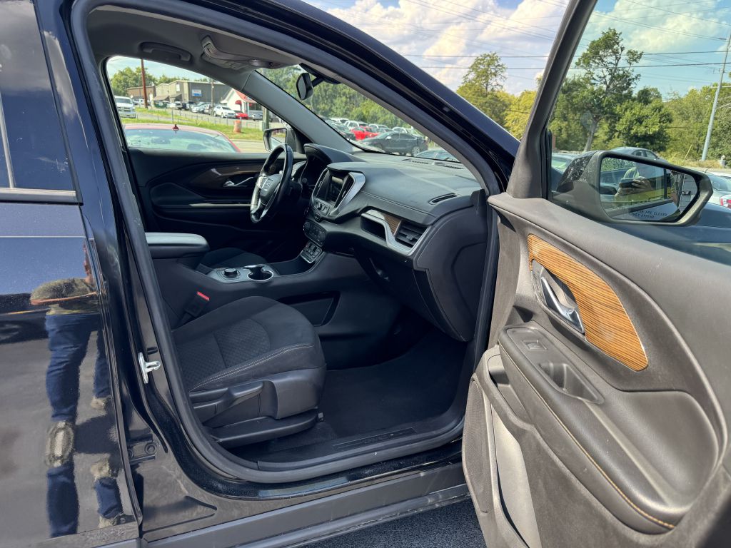Photo 23 of this GMC TERRAIN