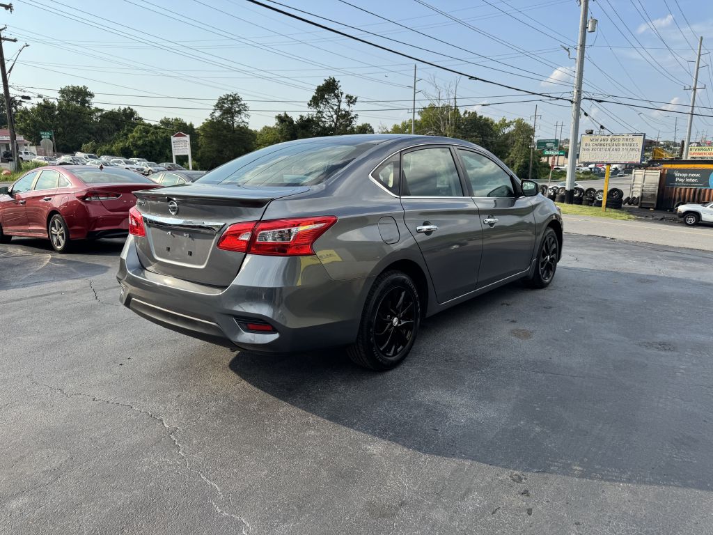 Photo 4 of this NISSAN SENTRA
