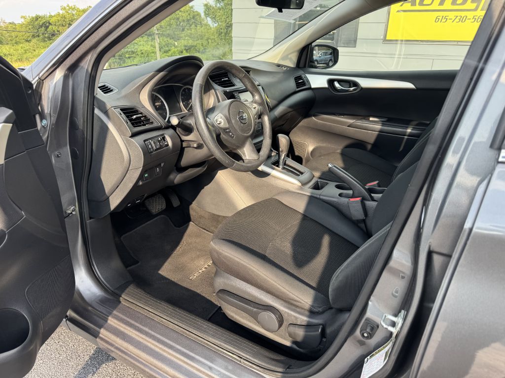Photo 10 of this NISSAN SENTRA