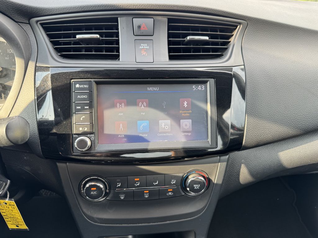 Photo 16 of this NISSAN SENTRA