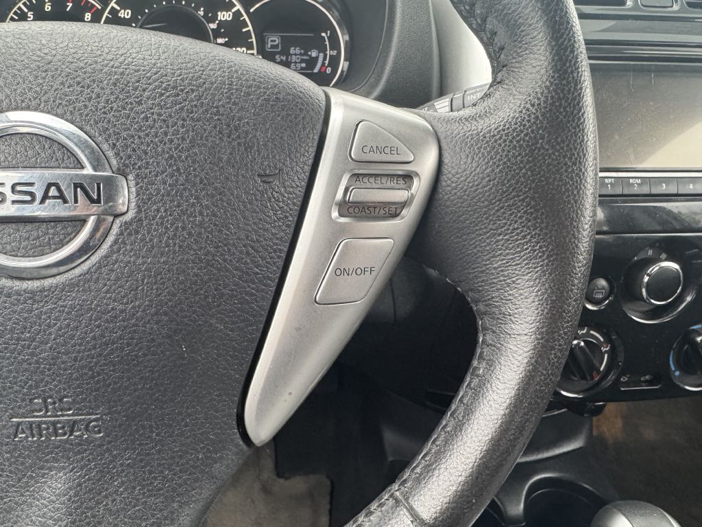 Photo 15 of this NISSAN VERSA NOTE