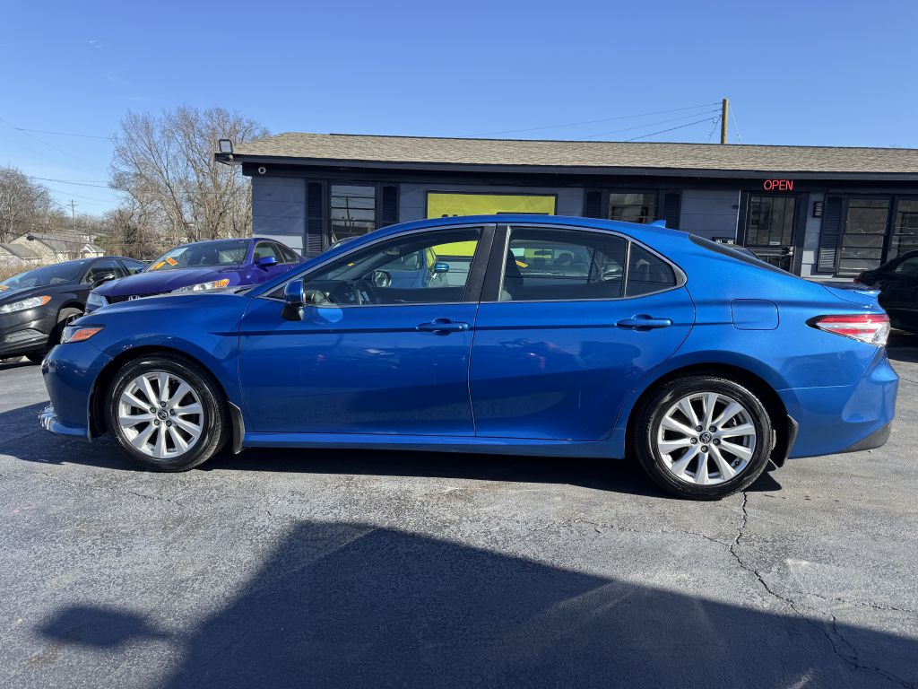 Photo 7 of this TOYOTA CAMRY