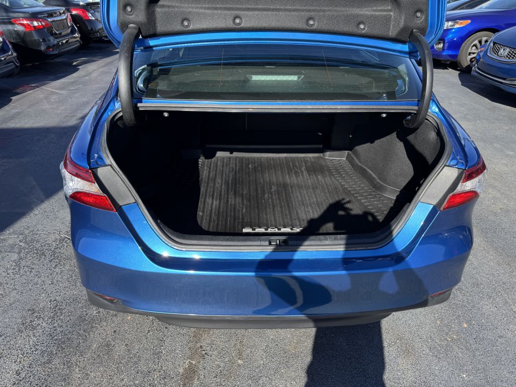 Photo 20 of this TOYOTA CAMRY