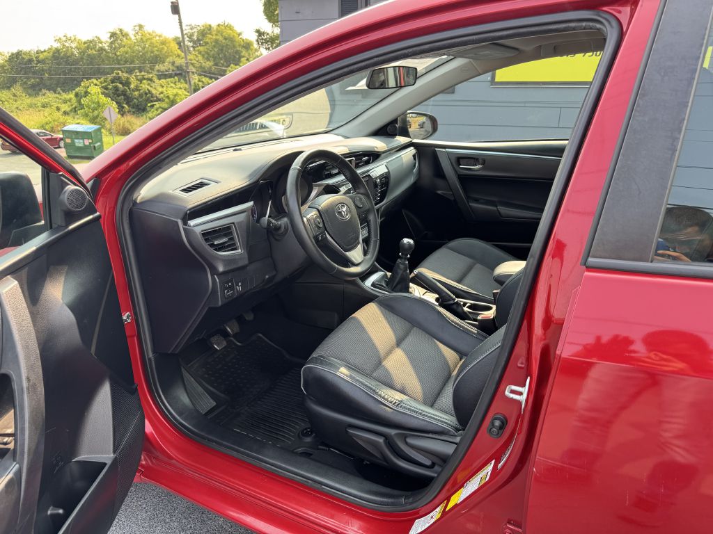 Photo 10 of this TOYOTA COROLLA