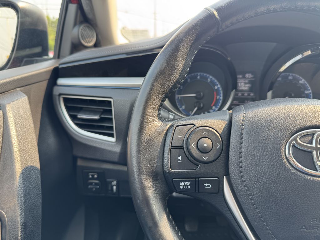 Photo 14 of this TOYOTA COROLLA