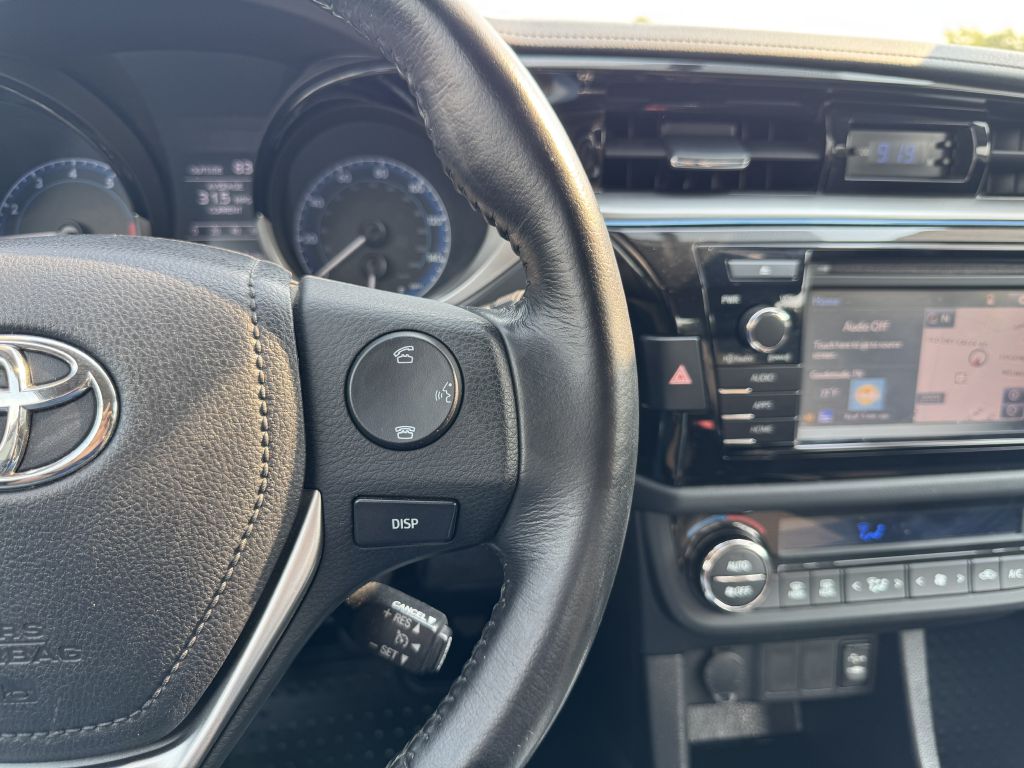 Photo 15 of this TOYOTA COROLLA