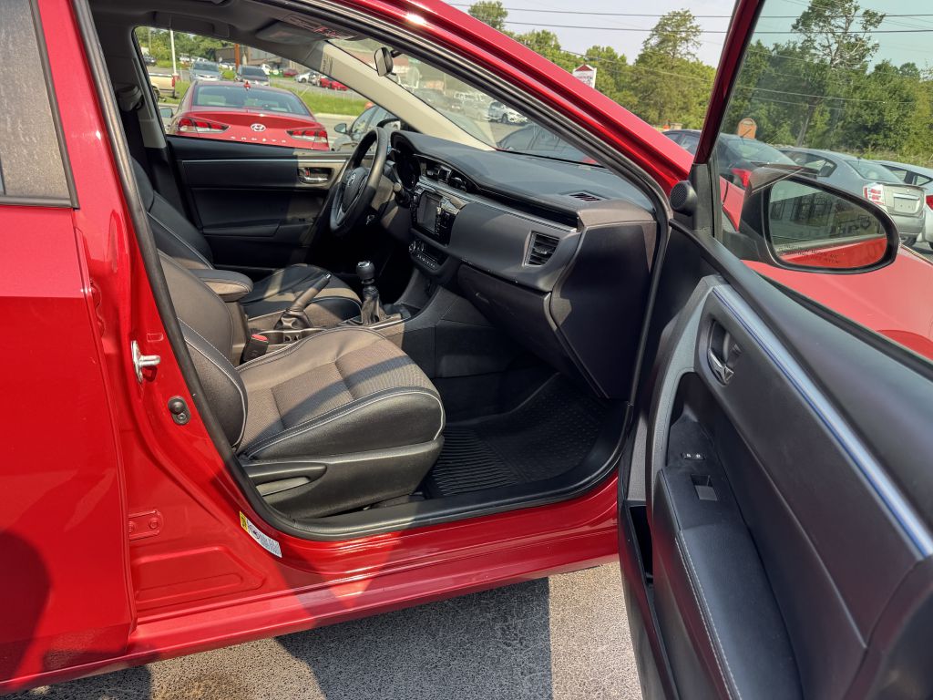 Photo 23 of this TOYOTA COROLLA