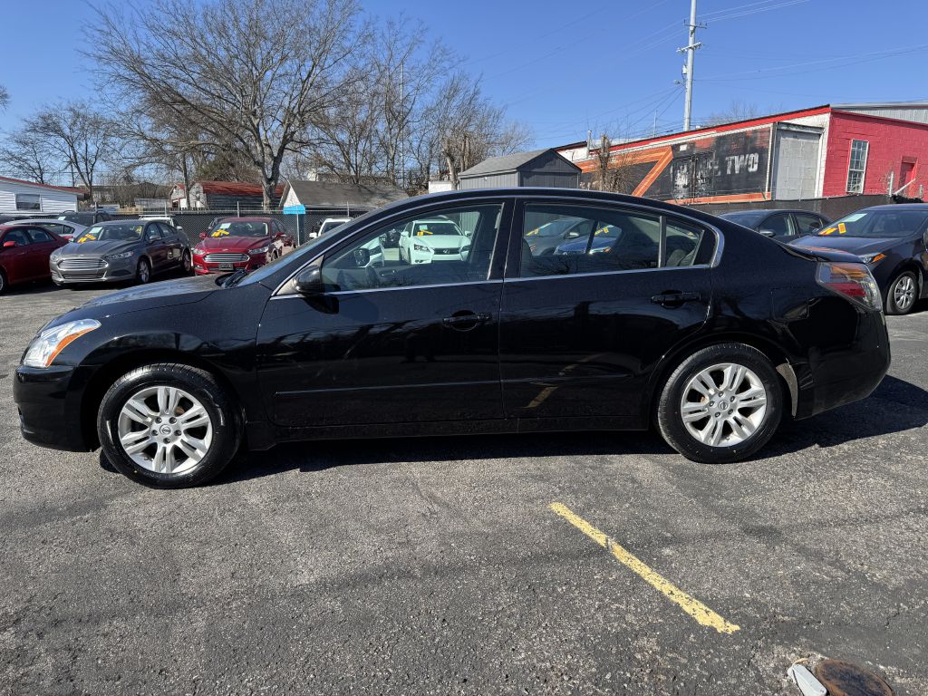Photo 7 of this NISSAN ALTIMA
