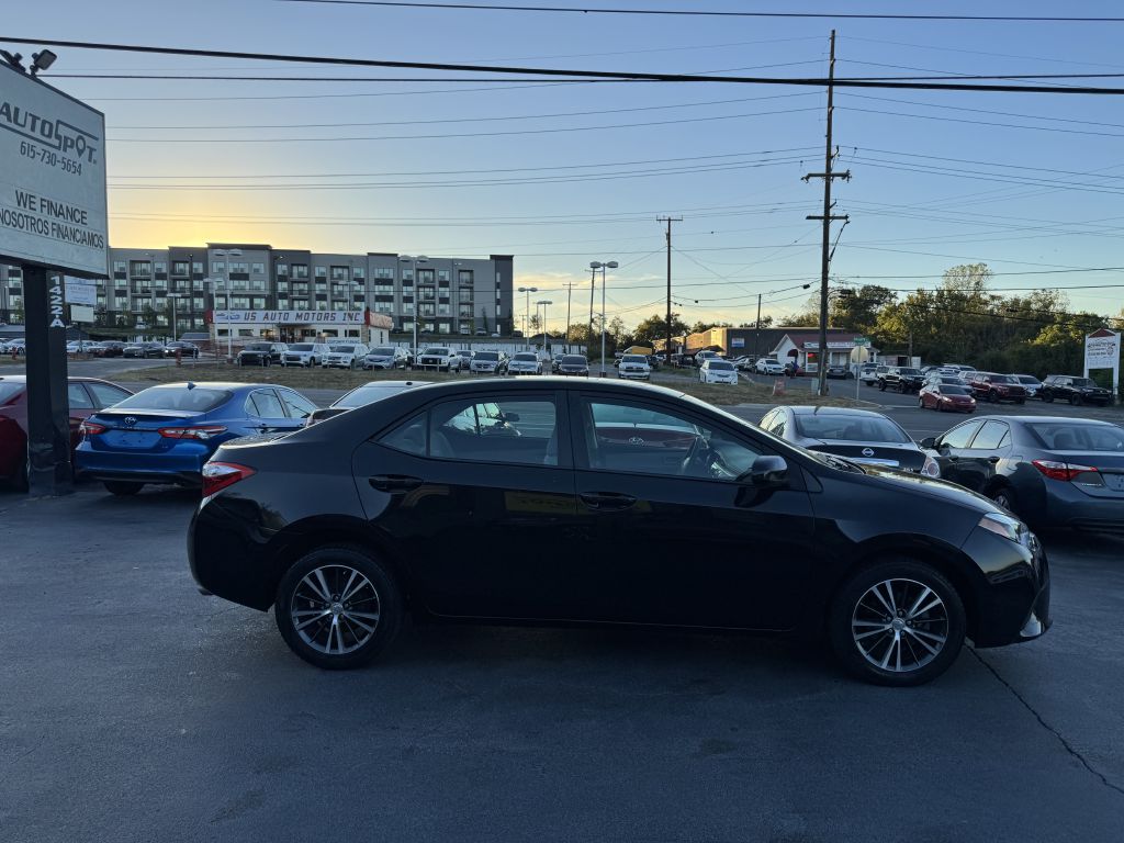 Photo 8 of this TOYOTA COROLLA