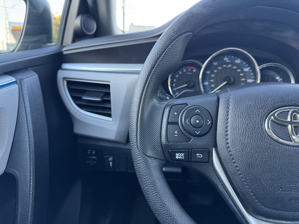 Photo 14 of this TOYOTA COROLLA