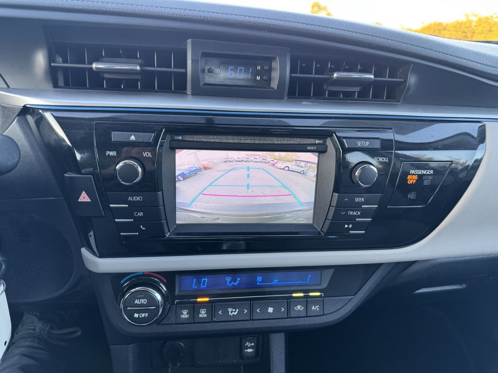 Photo 16 of this TOYOTA COROLLA