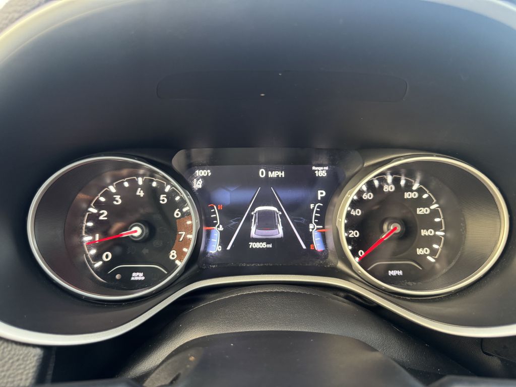 Photo 9 of this JEEP COMPASS