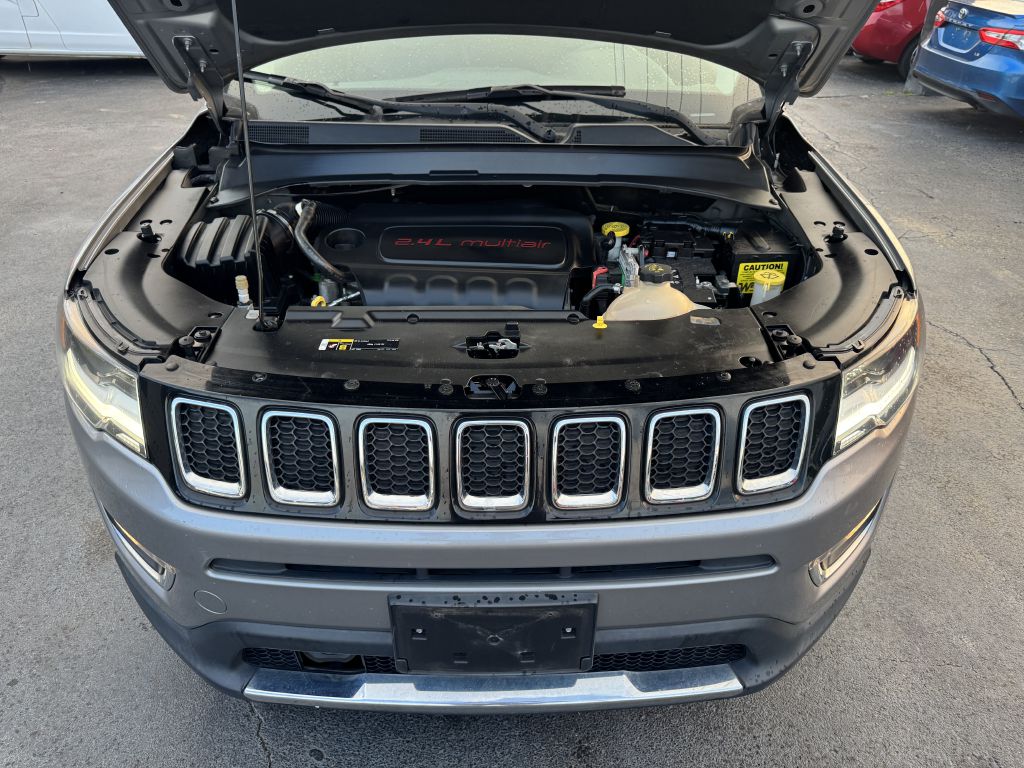 Photo 16 of this JEEP COMPASS
