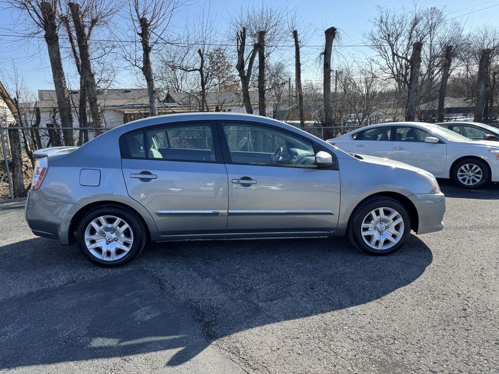 Photo 8 of this NISSAN SENTRA