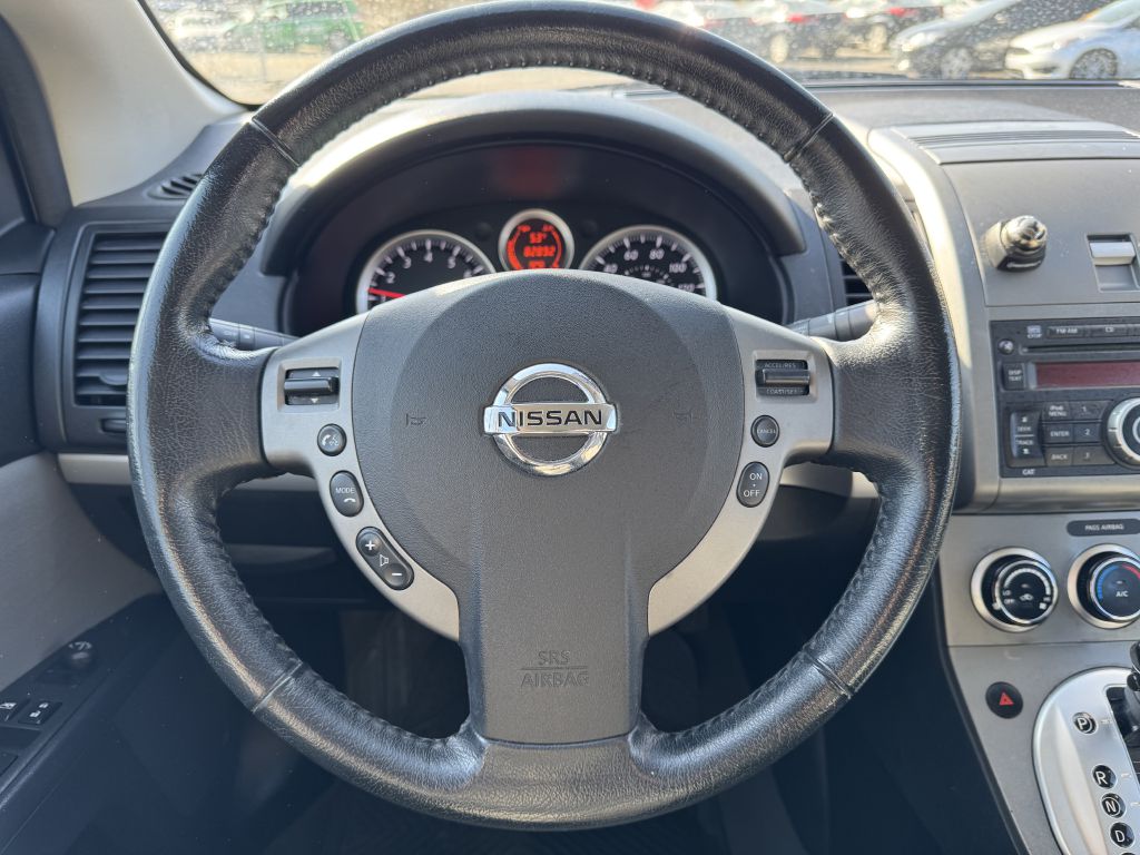 Photo 13 of this NISSAN SENTRA