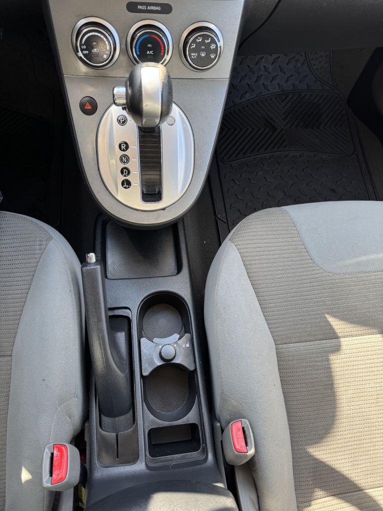 Photo 17 of this NISSAN SENTRA