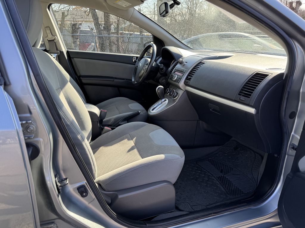 Photo 22 of this NISSAN SENTRA
