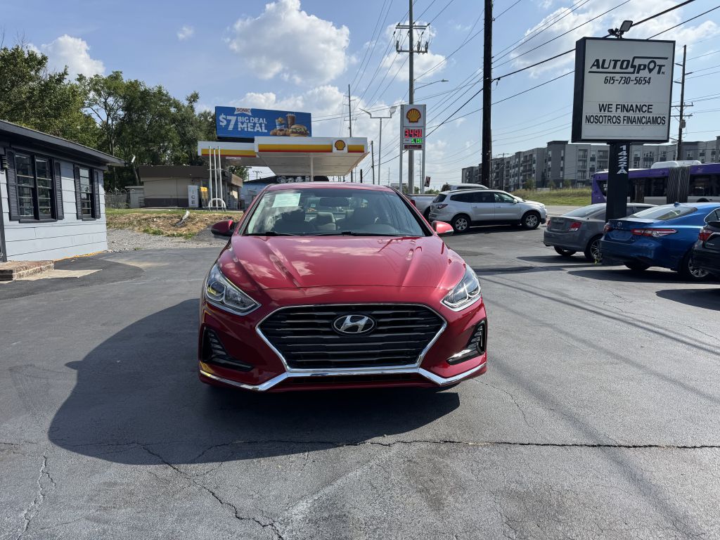 Photo 2 of this HYUNDAI SONATA