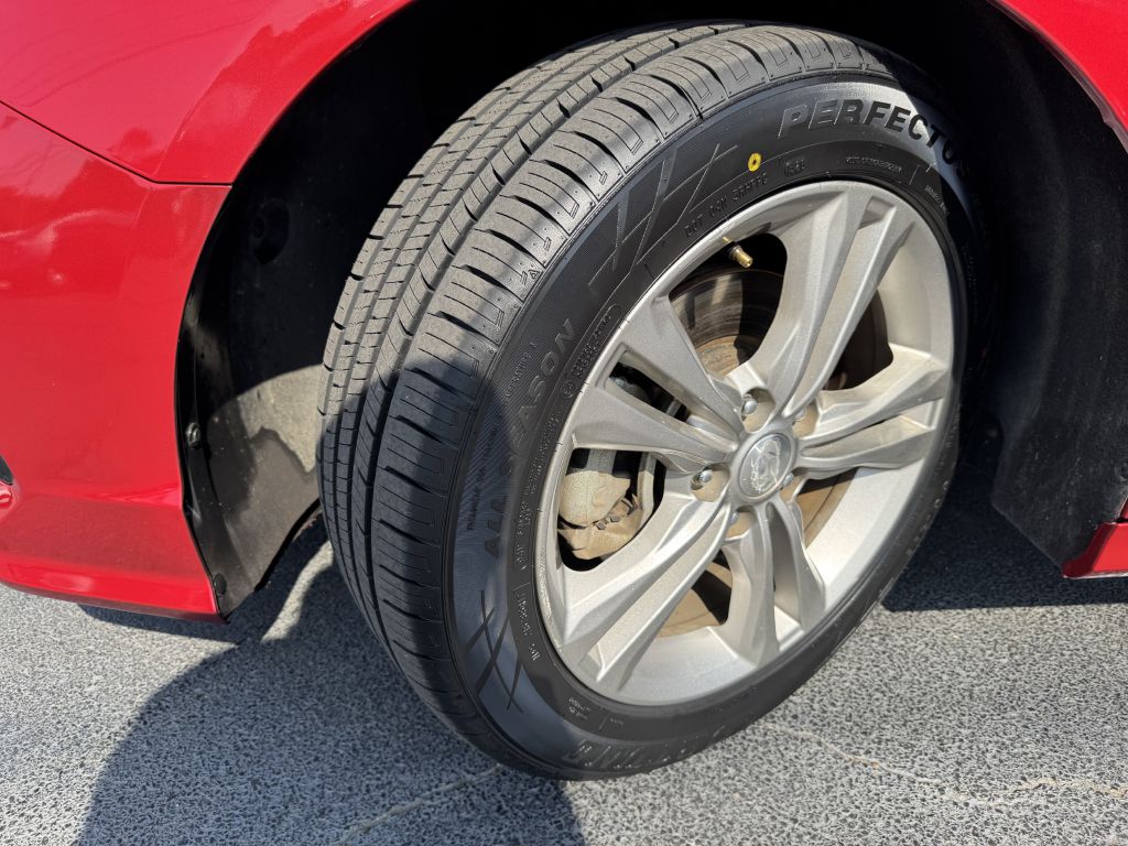 Photo 21 of this HYUNDAI SONATA