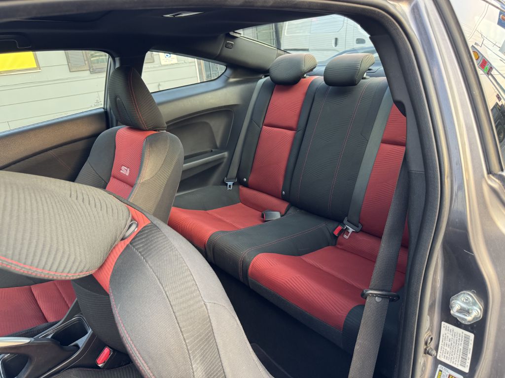 Photo 11 of this HONDA CIVIC