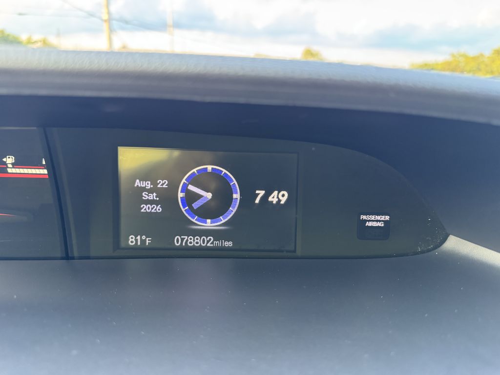 Photo 12 of this HONDA CIVIC
