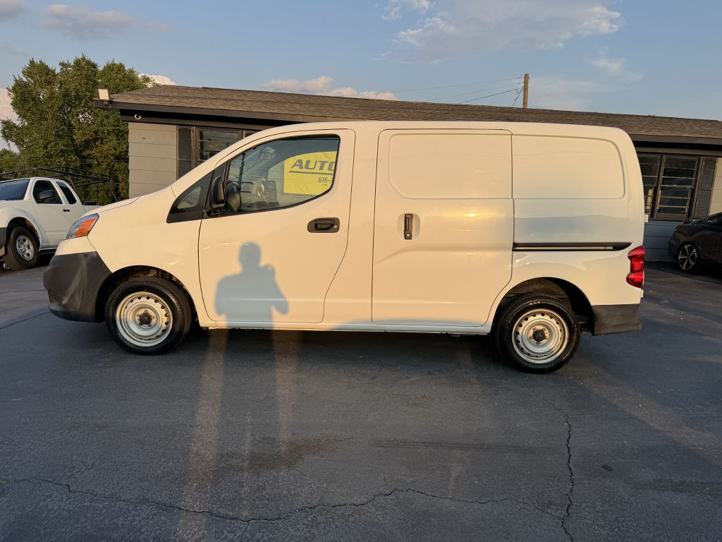 Photo 7 of this NISSAN NV200
