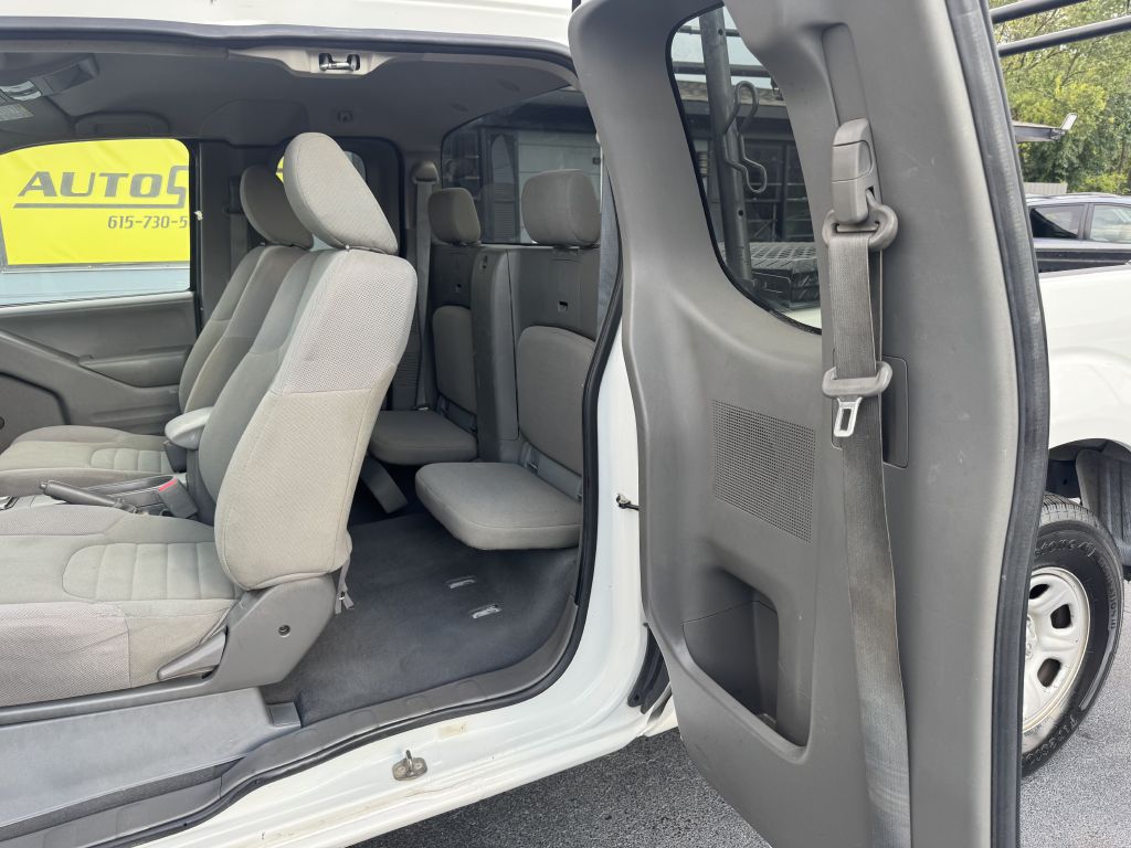 Photo 11 of this NISSAN FRONTIER