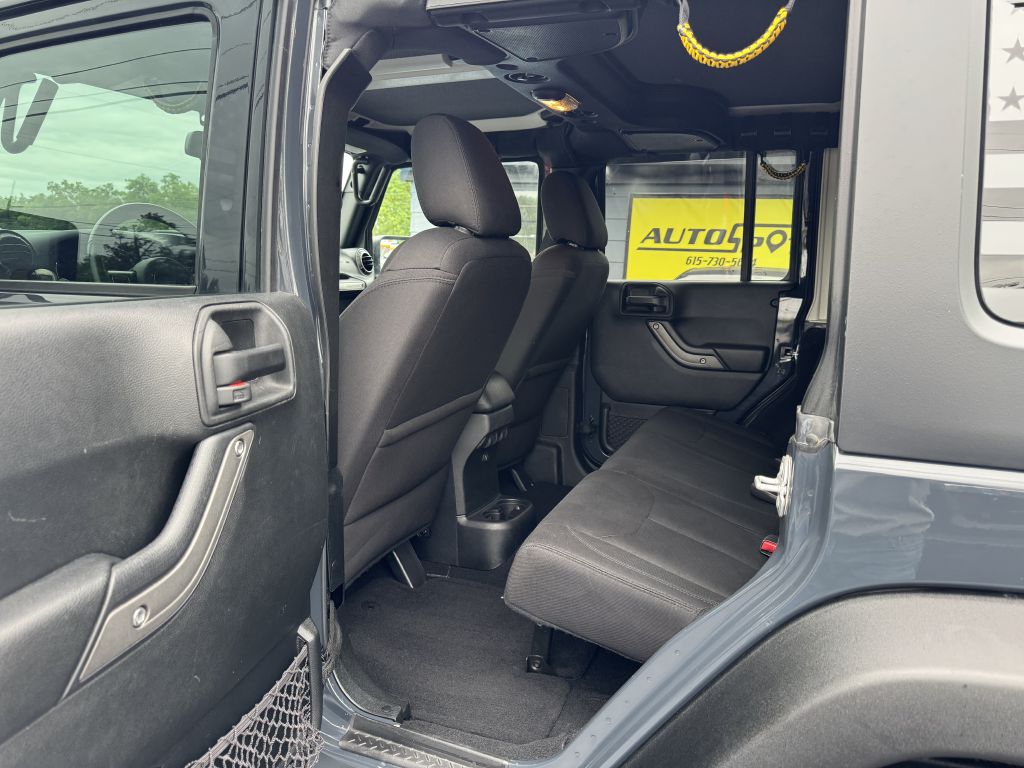 Photo 11 of this JEEP WRANGLER UNLIMI