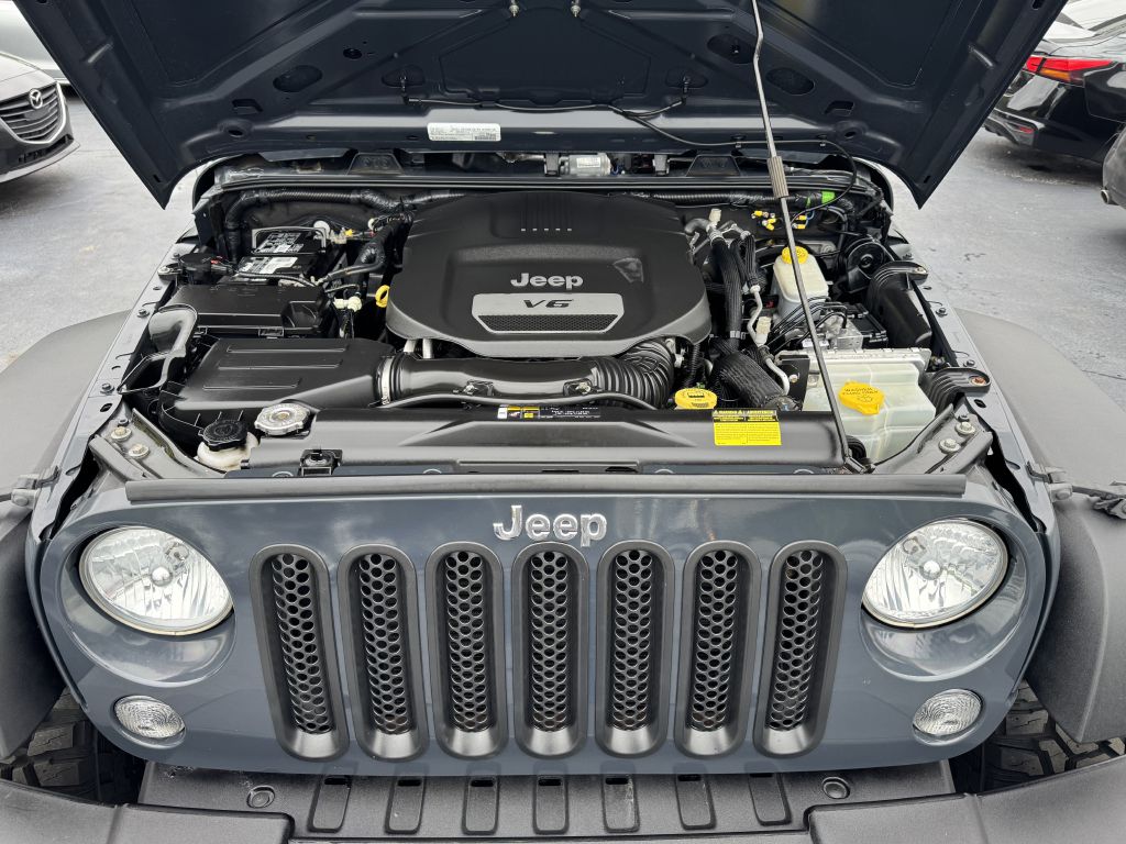 Photo 18 of this JEEP WRANGLER UNLIMI