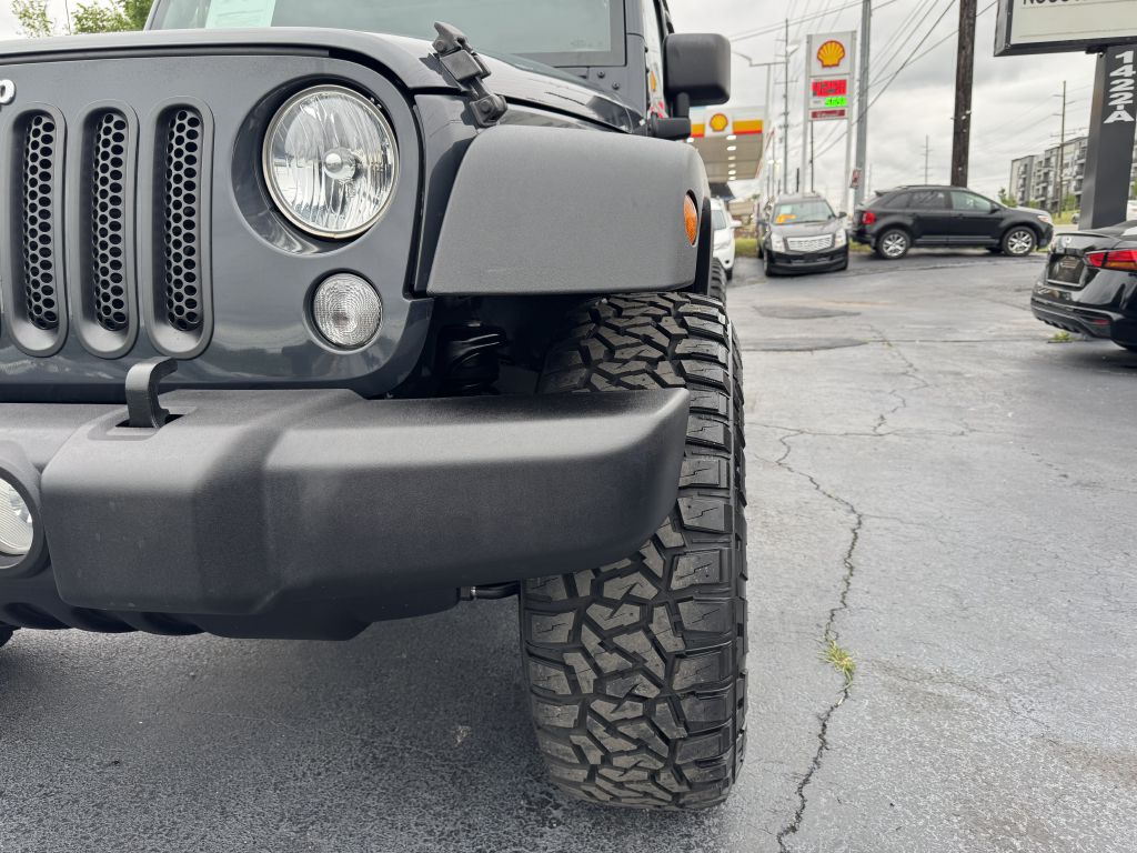 Photo 24 of this JEEP WRANGLER UNLIMI