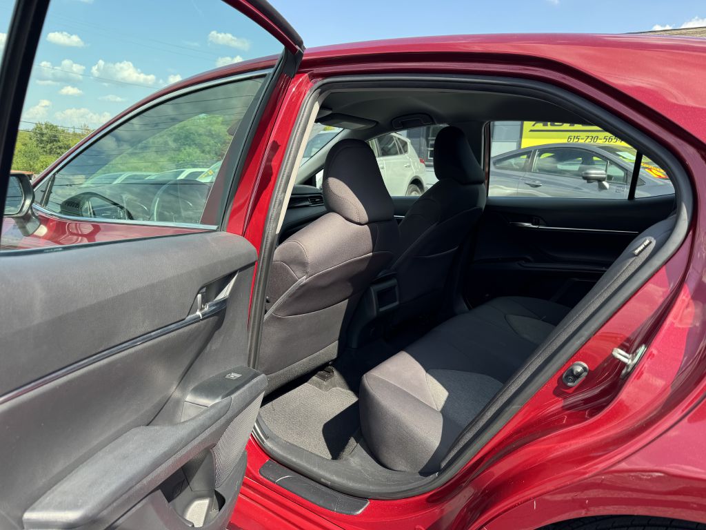 Photo 11 of this TOYOTA CAMRY