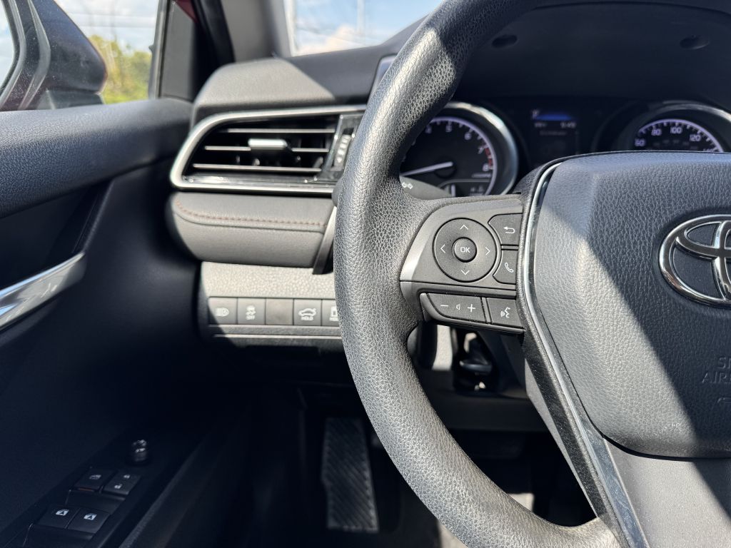 Photo 14 of this TOYOTA CAMRY