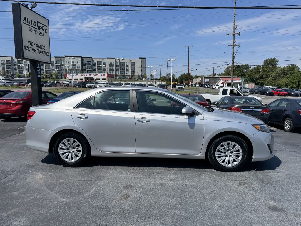 Photo 8 of this TOYOTA CAMRY