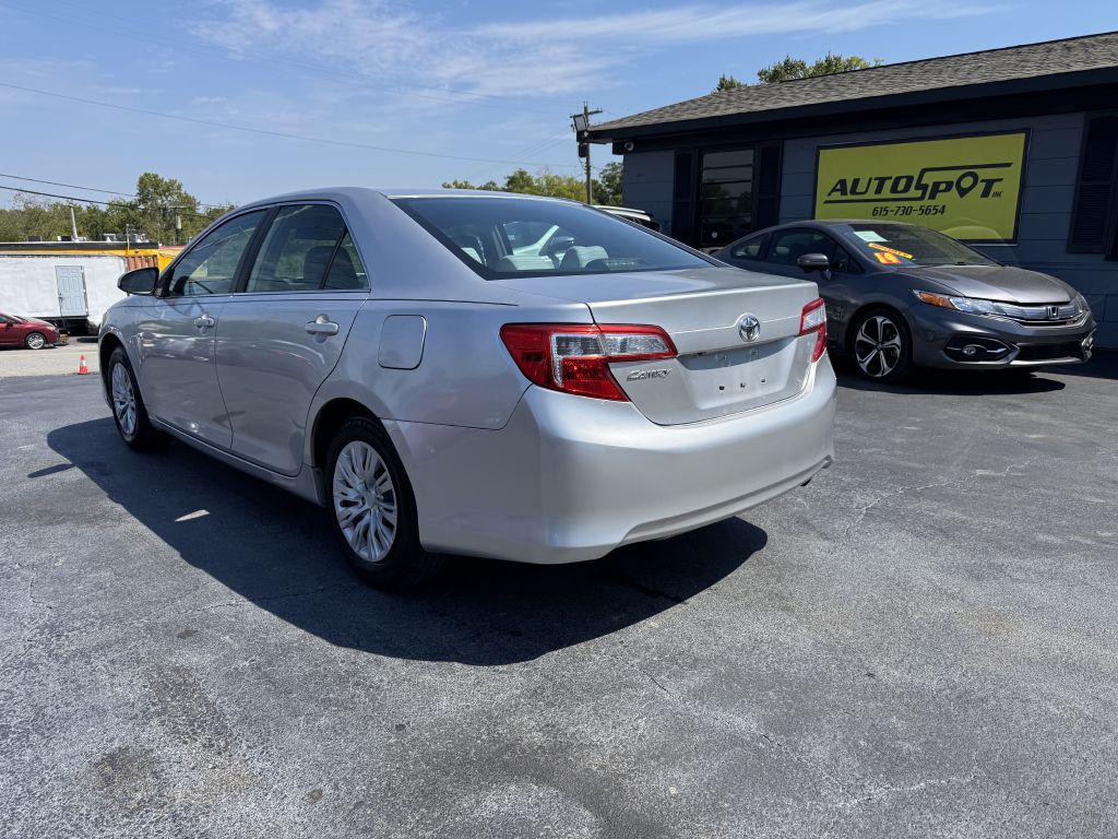 Photo 6 of this TOYOTA CAMRY