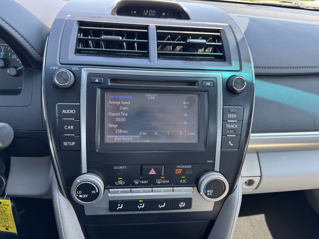 Photo 16 of this TOYOTA CAMRY