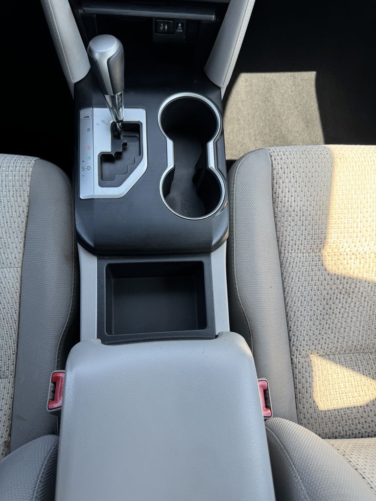 Photo 18 of this TOYOTA CAMRY