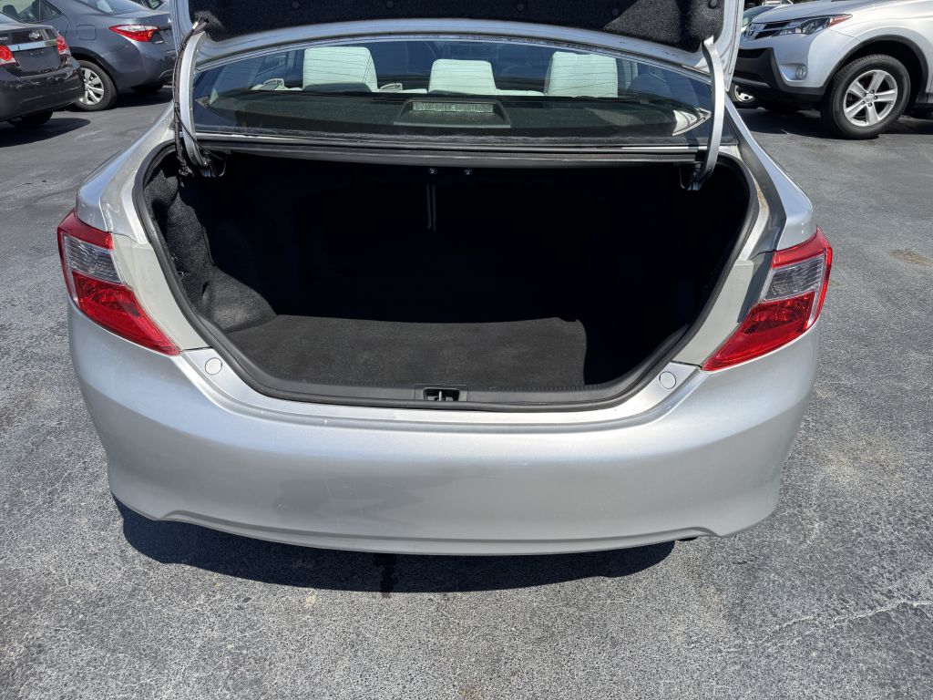 Photo 20 of this TOYOTA CAMRY