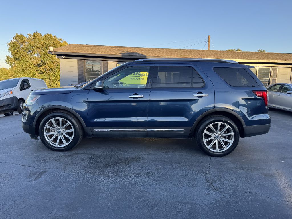 Photo 7 of this FORD EXPLORER