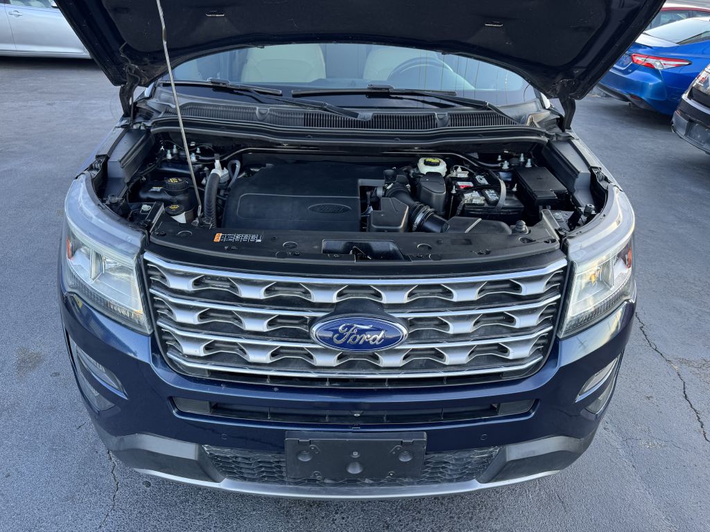Photo 20 of this FORD EXPLORER