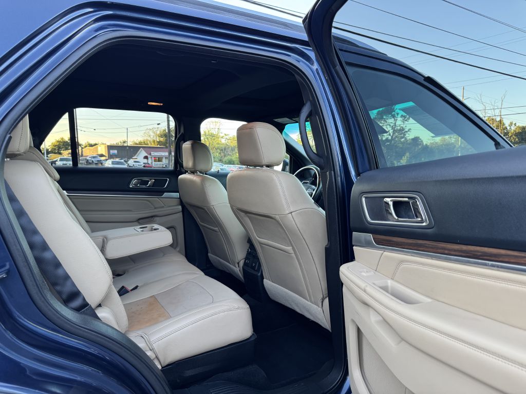 Photo 25 of this FORD EXPLORER