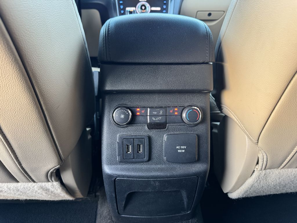 Photo 28 of this FORD EXPLORER