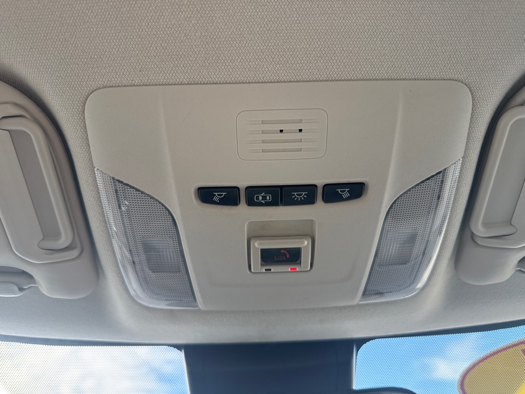 Photo 14 of this TOYOTA COROLLA
